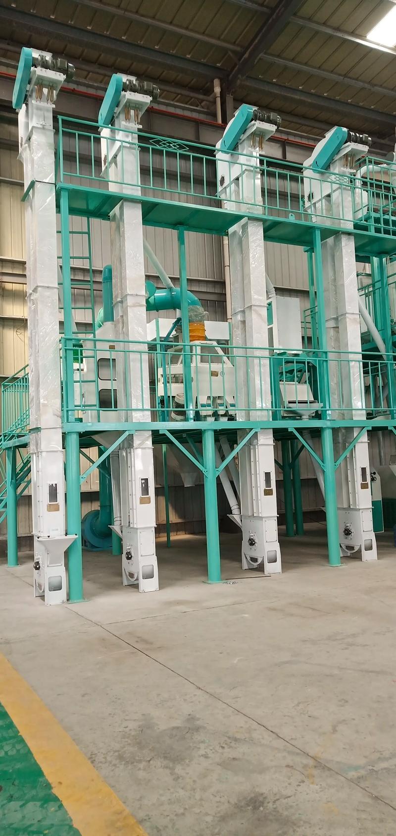 河南面粉加工機械行業(yè) 50噸成套設備與8組石磨電氣系統(tǒng)的現(xiàn)代化融合
